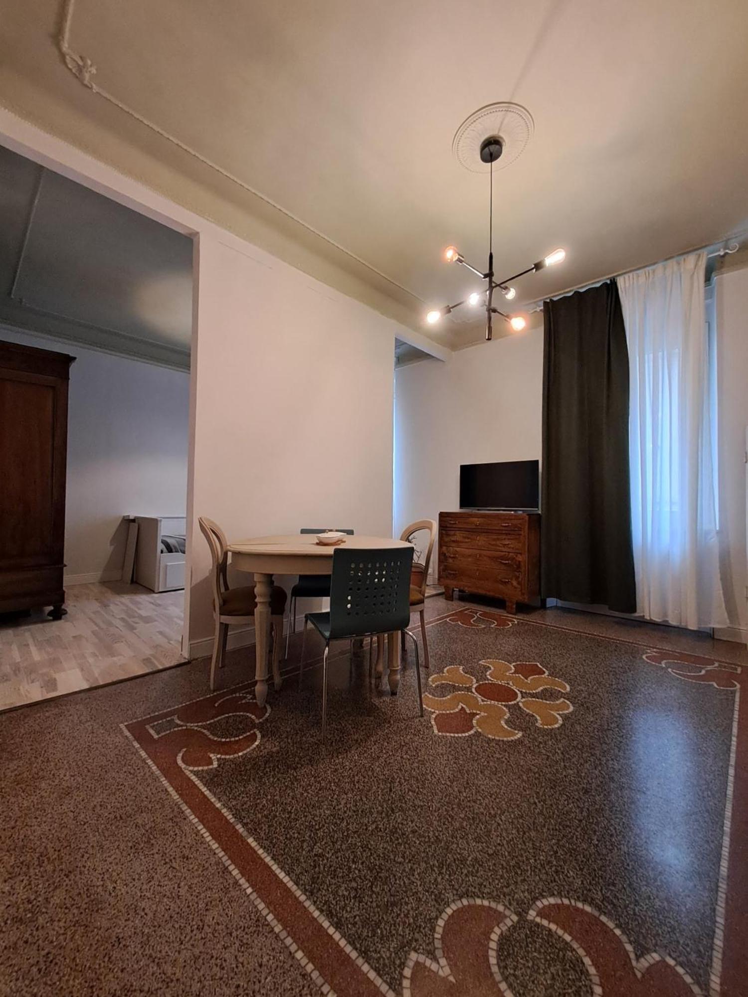 Rock&White Apartment Genoa Bagian luar foto