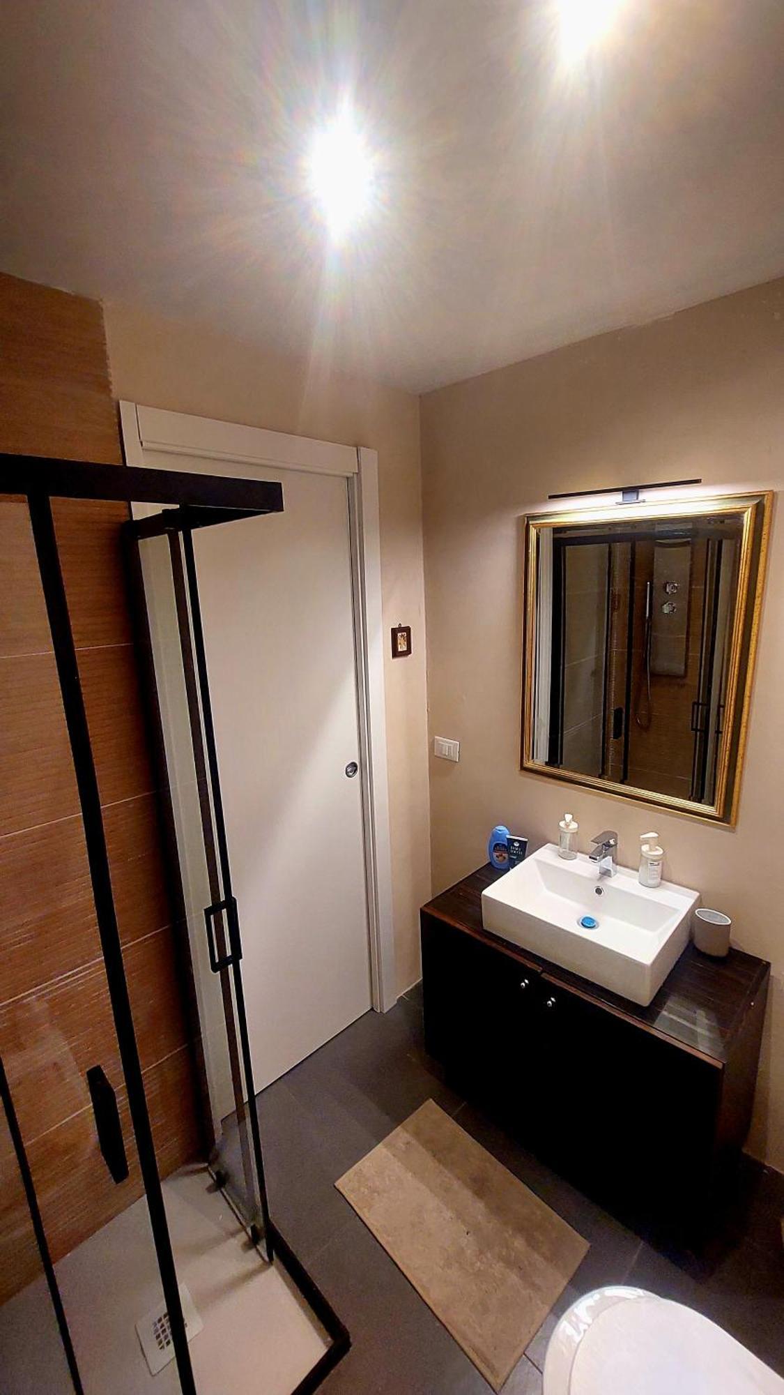Rock&White Apartment Genoa Bagian luar foto